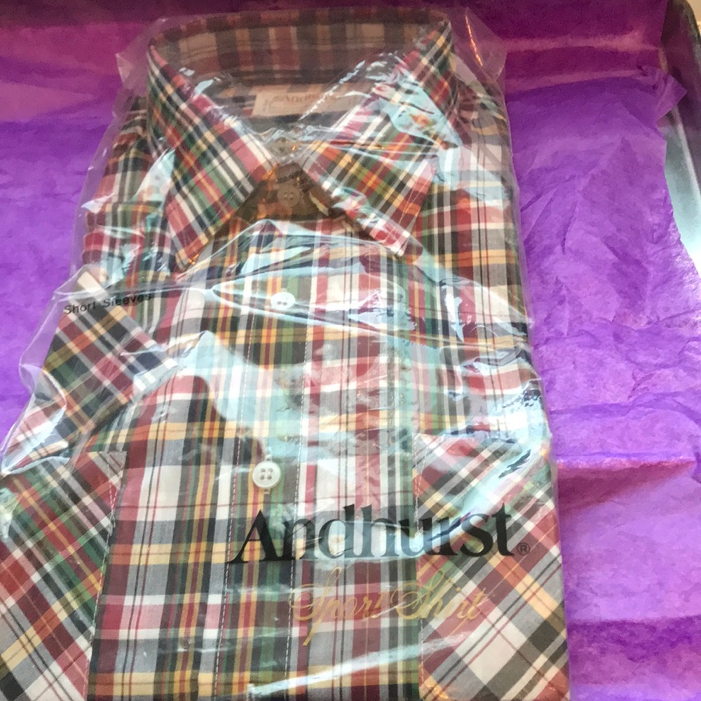 Sport shirt short sleeve.